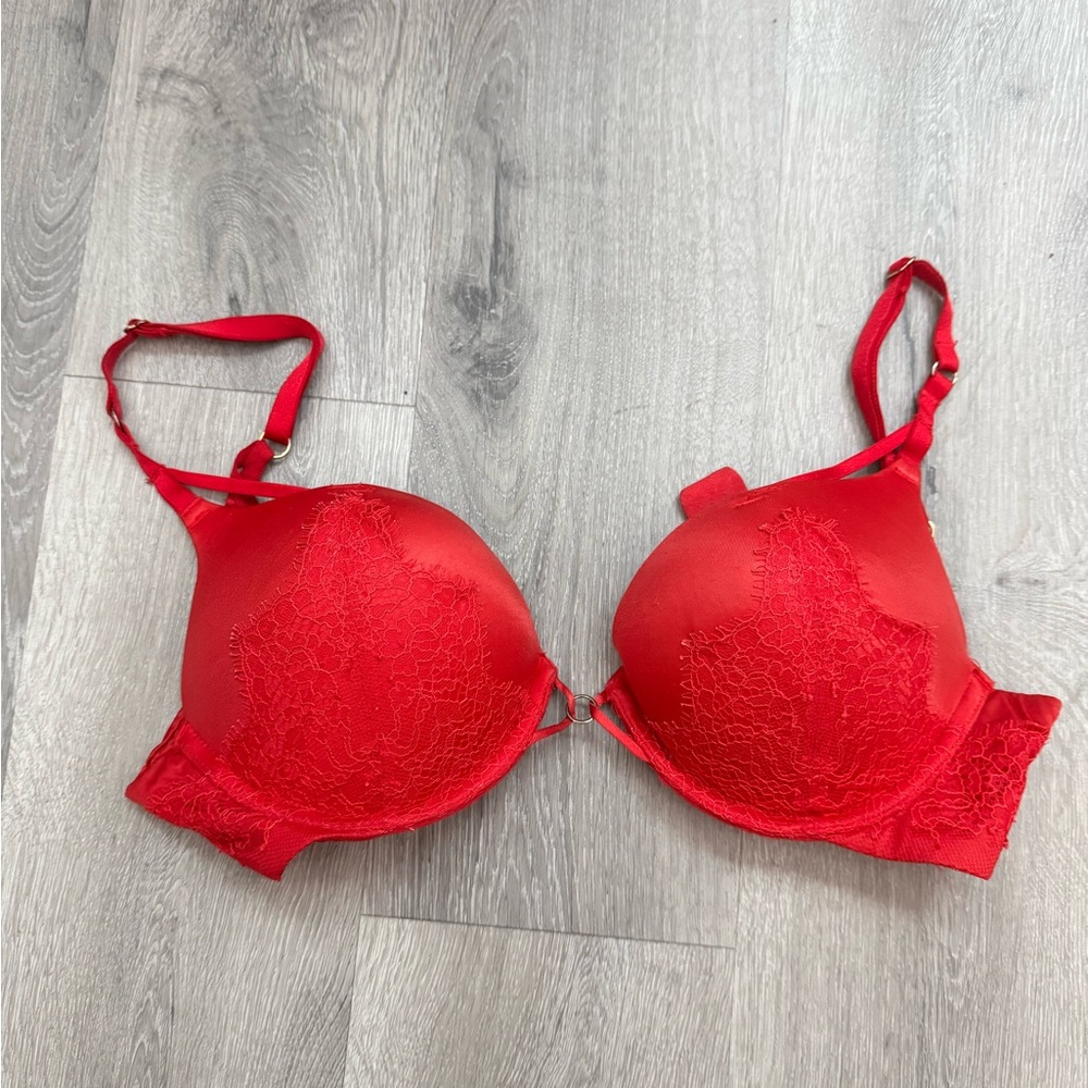 Bombshell 34b Red Lace Bra